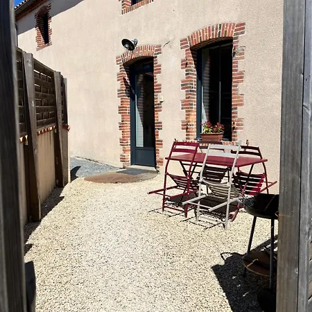 O Petit Bouchon A 10 Min Du Puy Du Fou Nyaraló