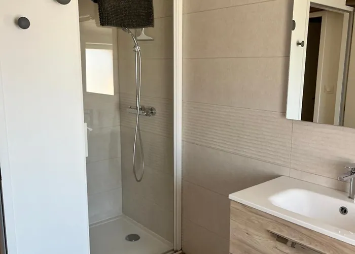 O Petit Bouchon A 10 Min Du Puy Du Fou *