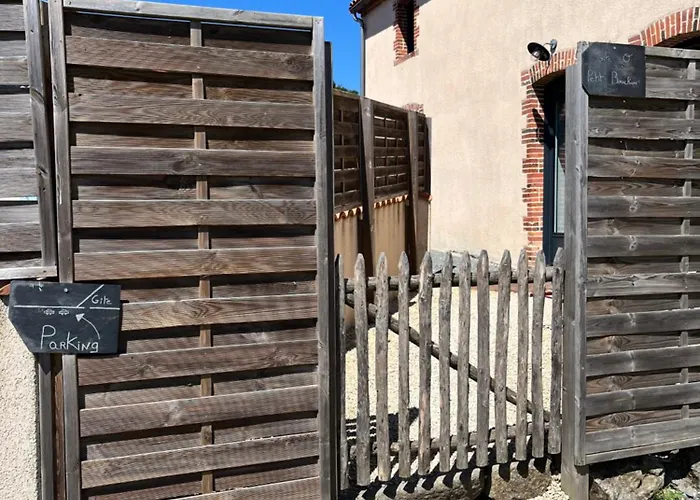 Hébergement de vacances O Petit Bouchon à 10 Min Du Puy Du Fou *